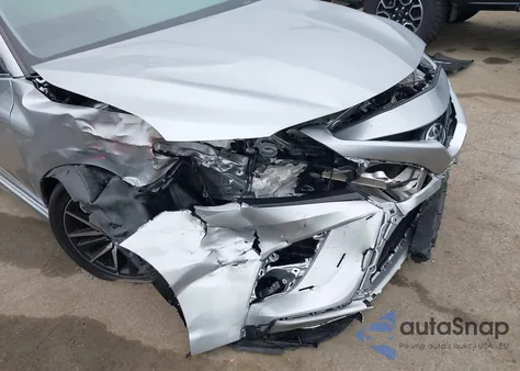 2022 Toyota Camry Se/Se Night Shade z USA, uszkodzony, nr VIN 4T1G11AK8NU714469